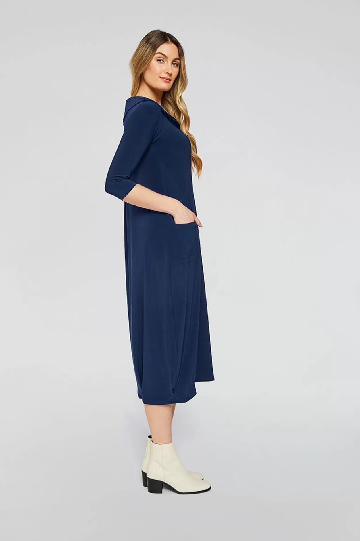 Women Sympli Angle Seam Pleat Hem Dress