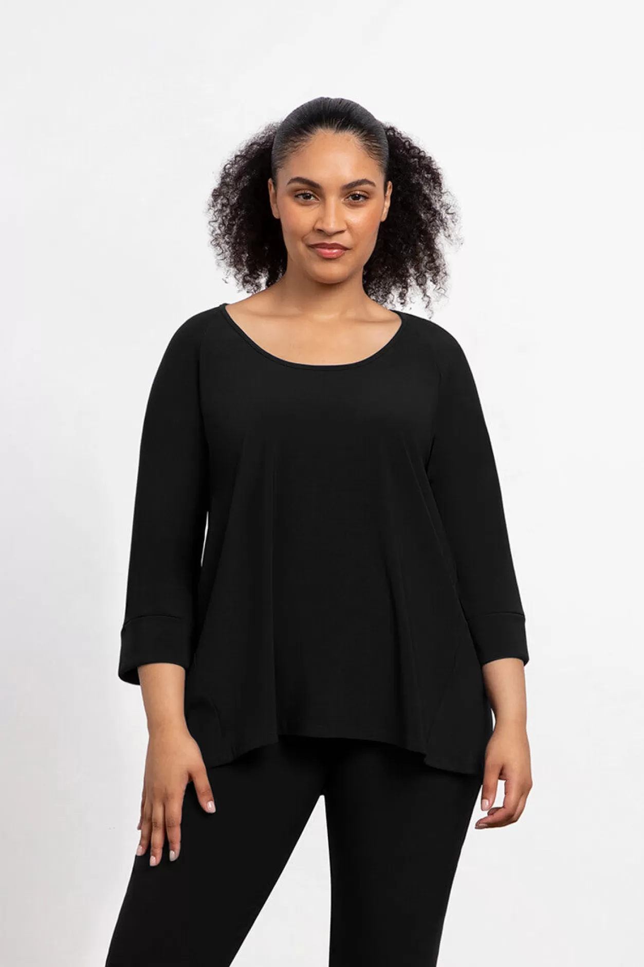 Women Sympli Angle Seam Raglan Top