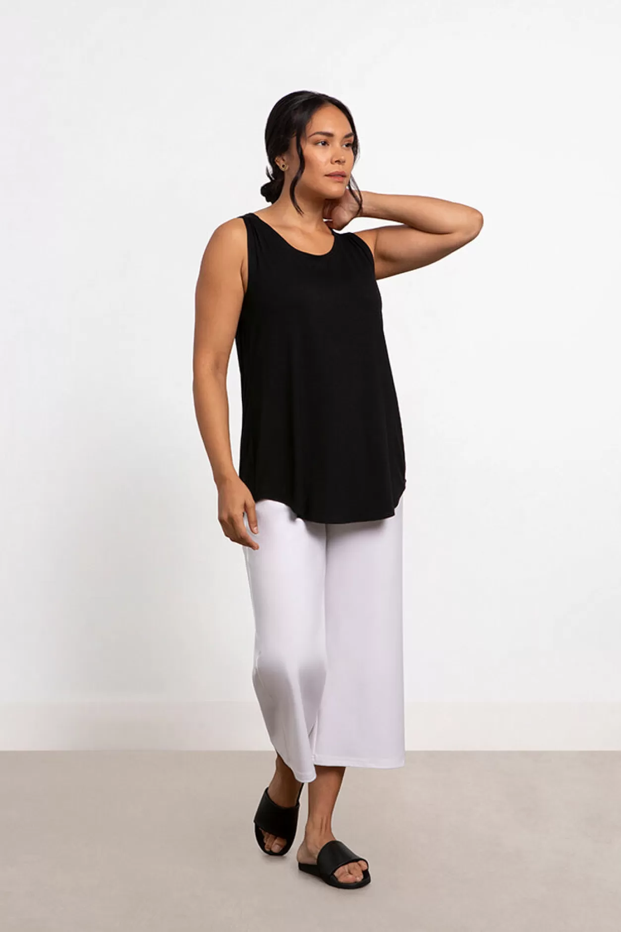 Women Sympli Bamboo Gather Tank