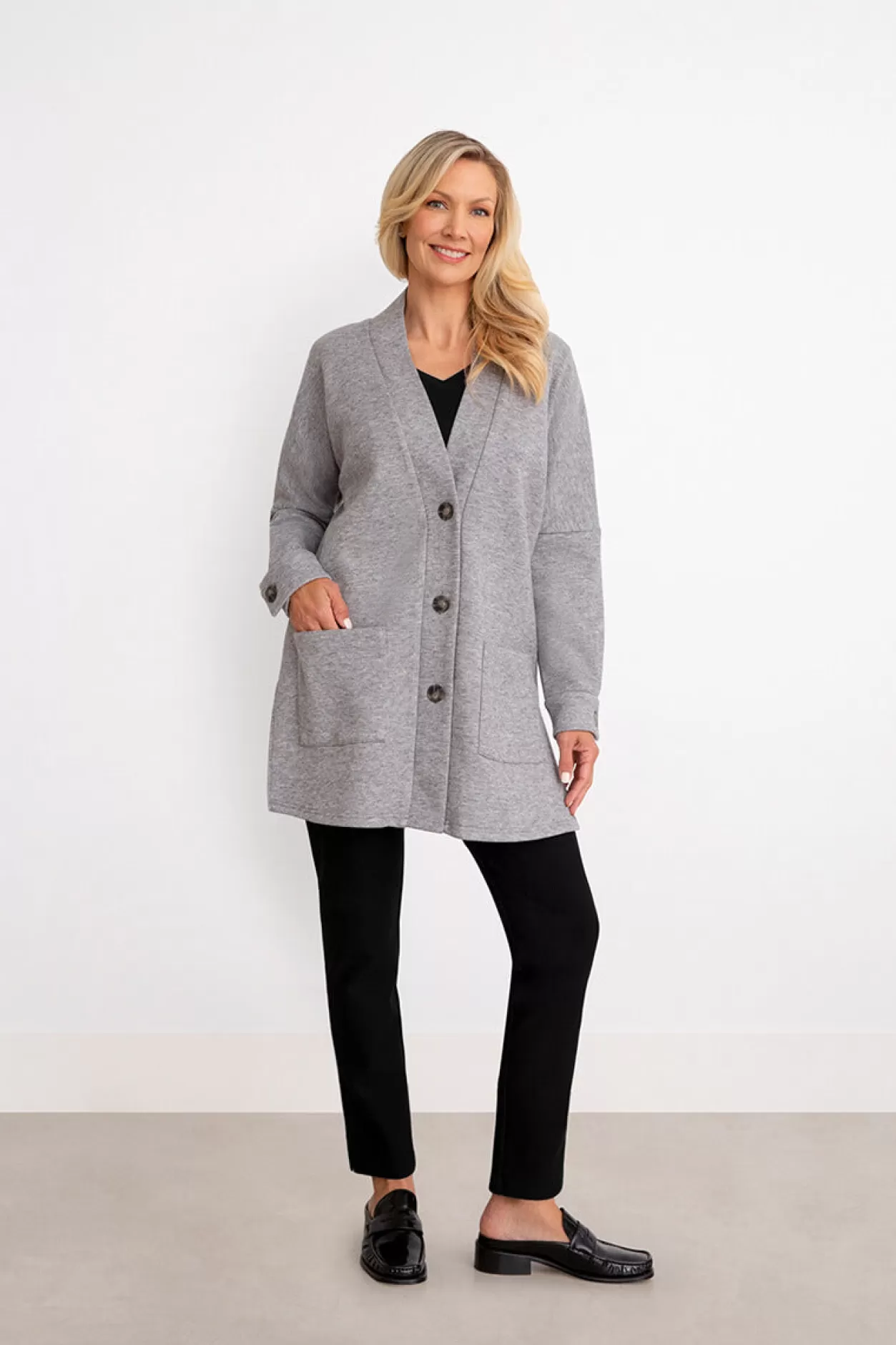 Women Sympli Cozy Short Cardigan