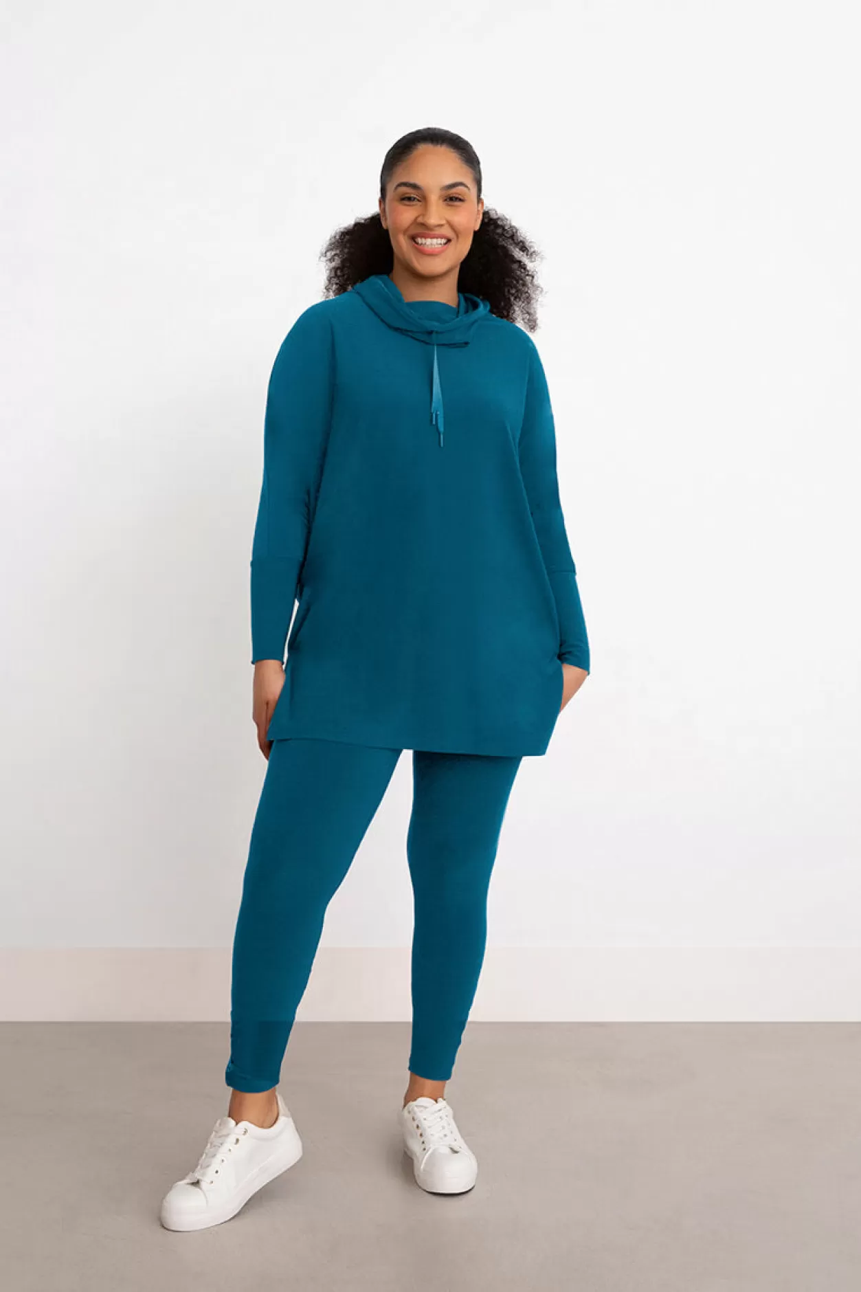 Women Sympli Crisscross Tunic