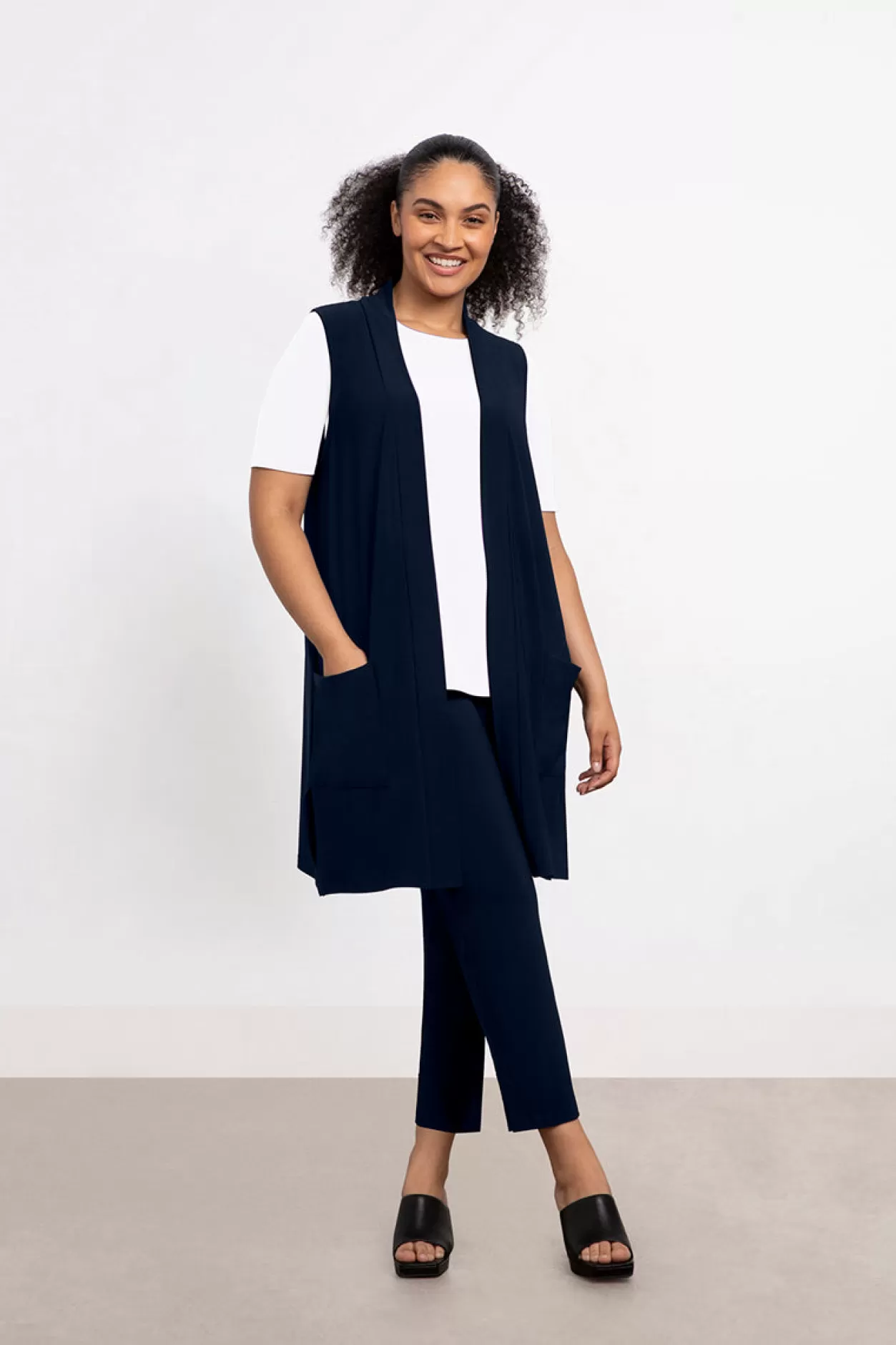 Women Sympli Essential Vest Midi