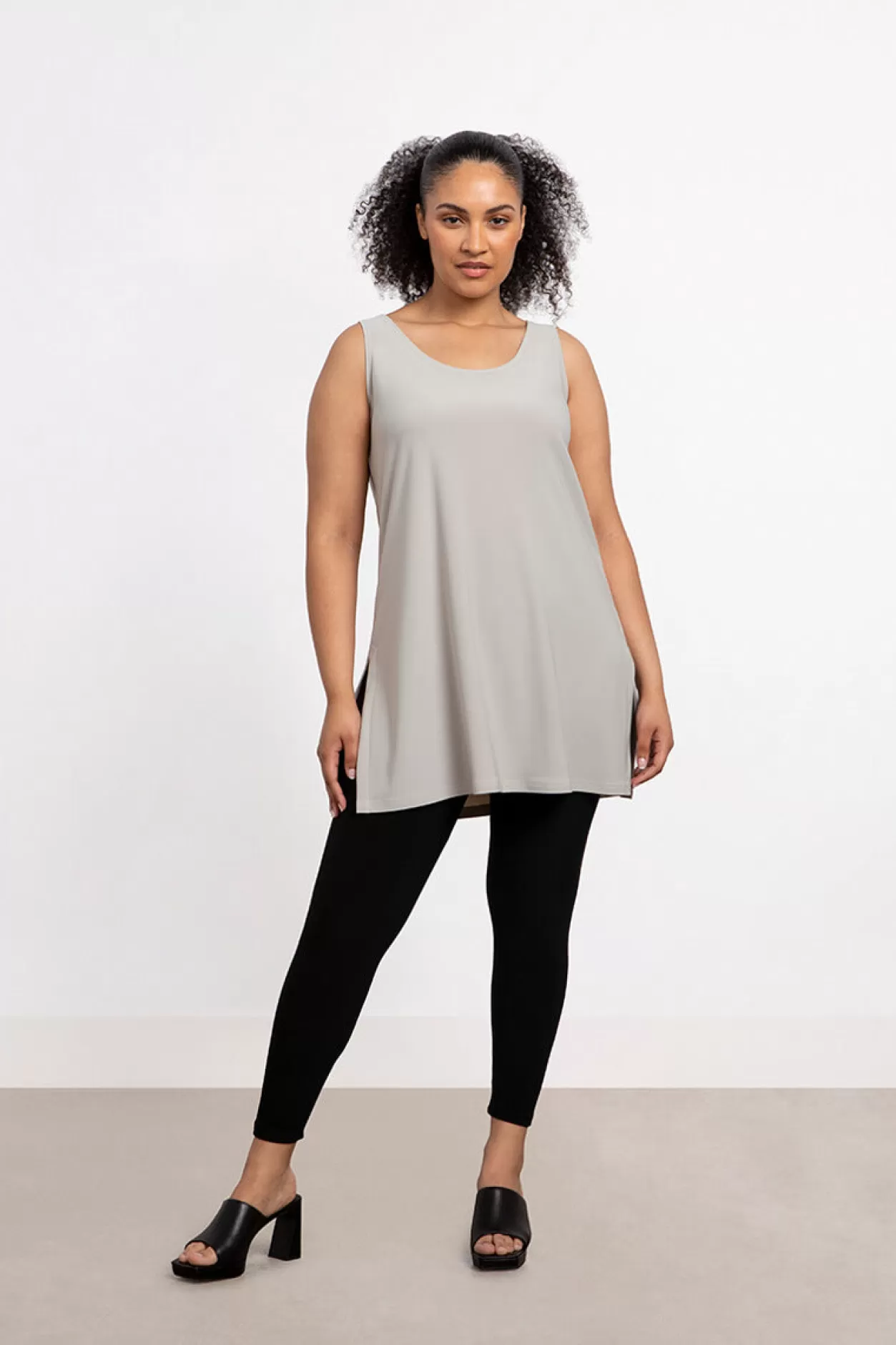 Women Sympli Go To Tank Tunic