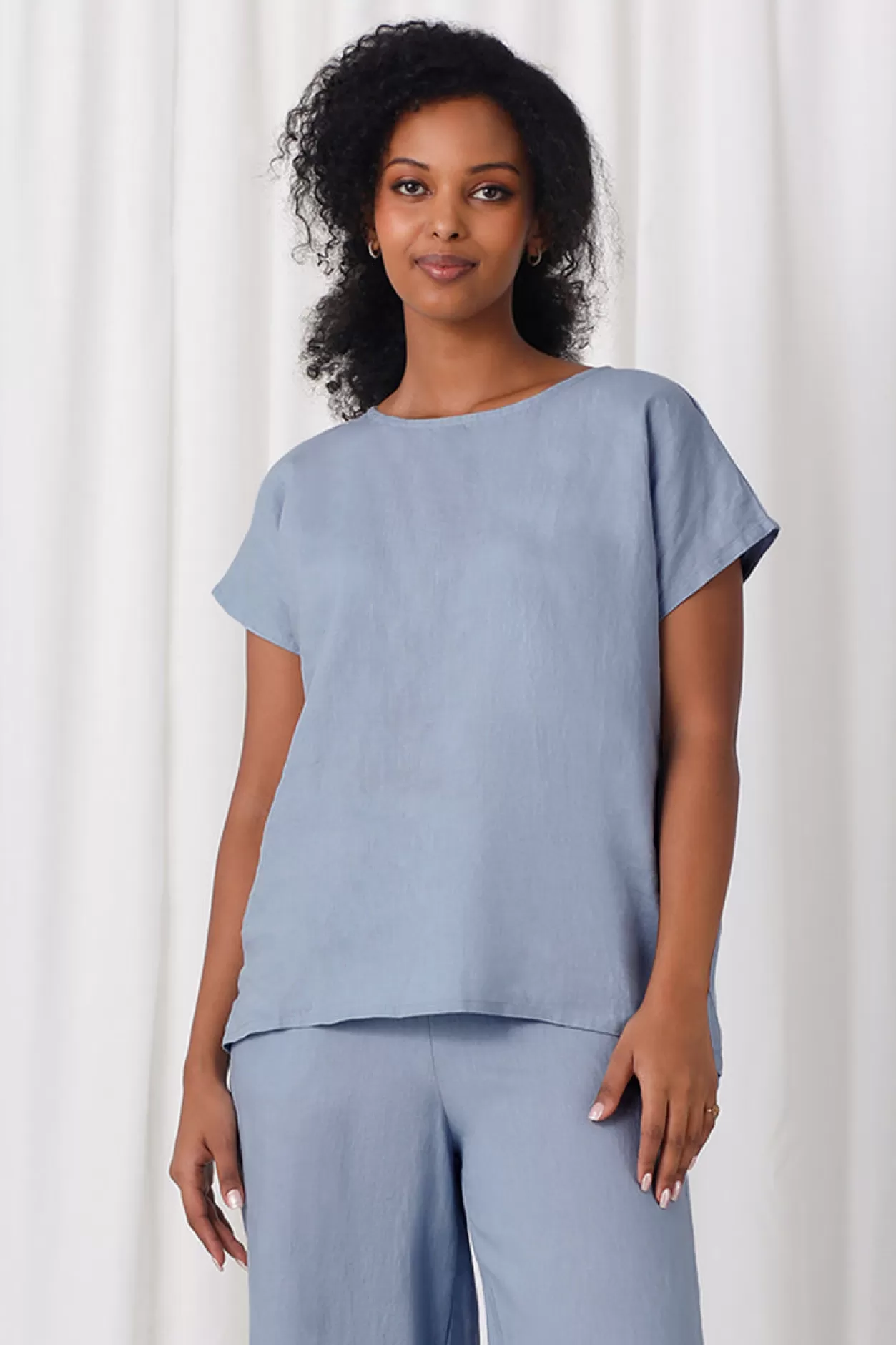 Women Sympli Linen Dolman Top