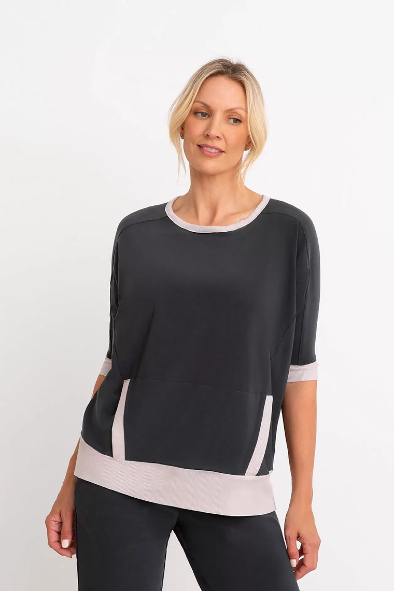 Women Sympli Motion Kangaroo Pocket Top