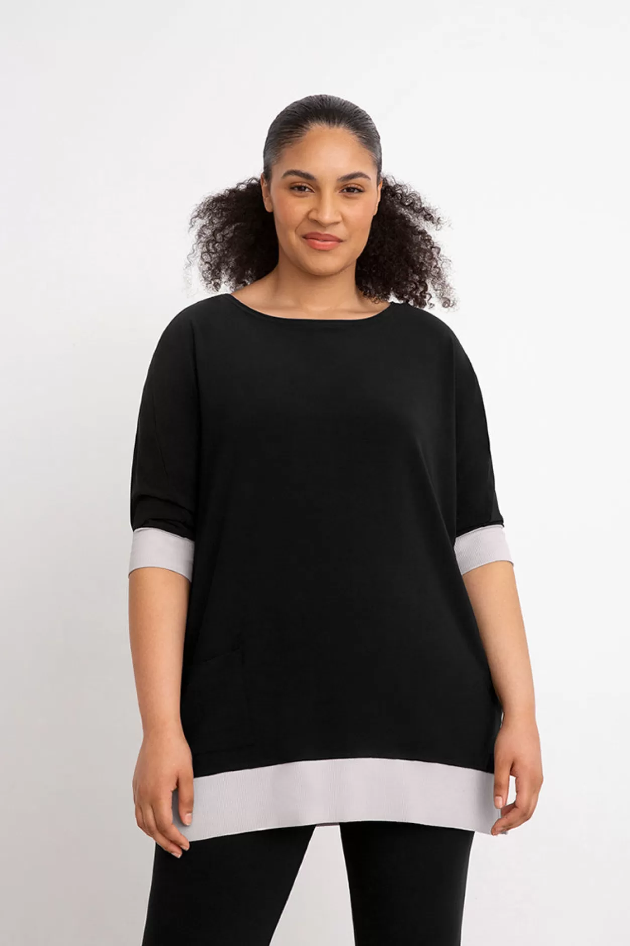 Women Sympli Motion Pocket Boxy Tunic