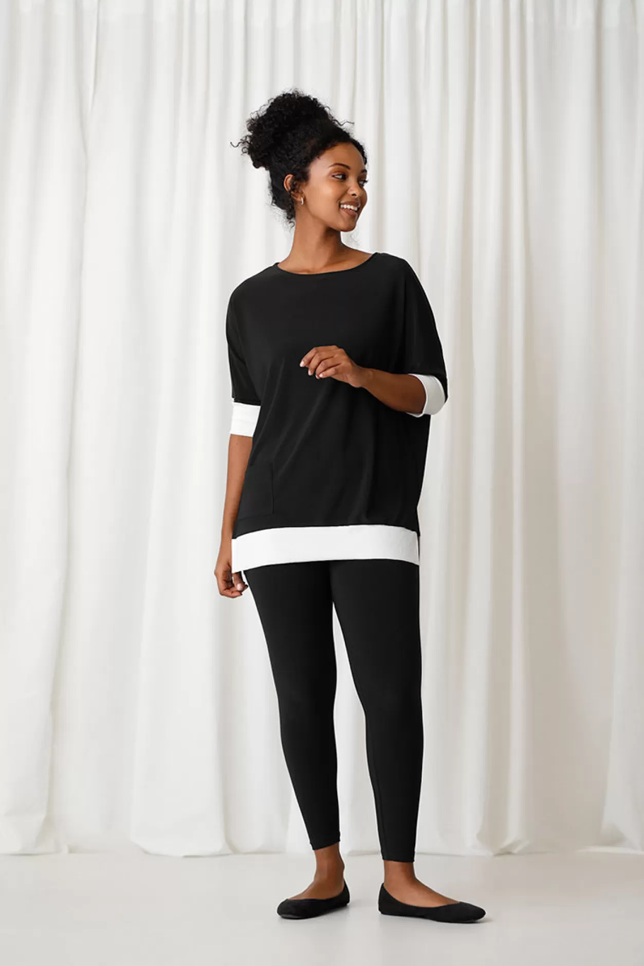 Women Sympli Motion Pocket Boxy Tunic