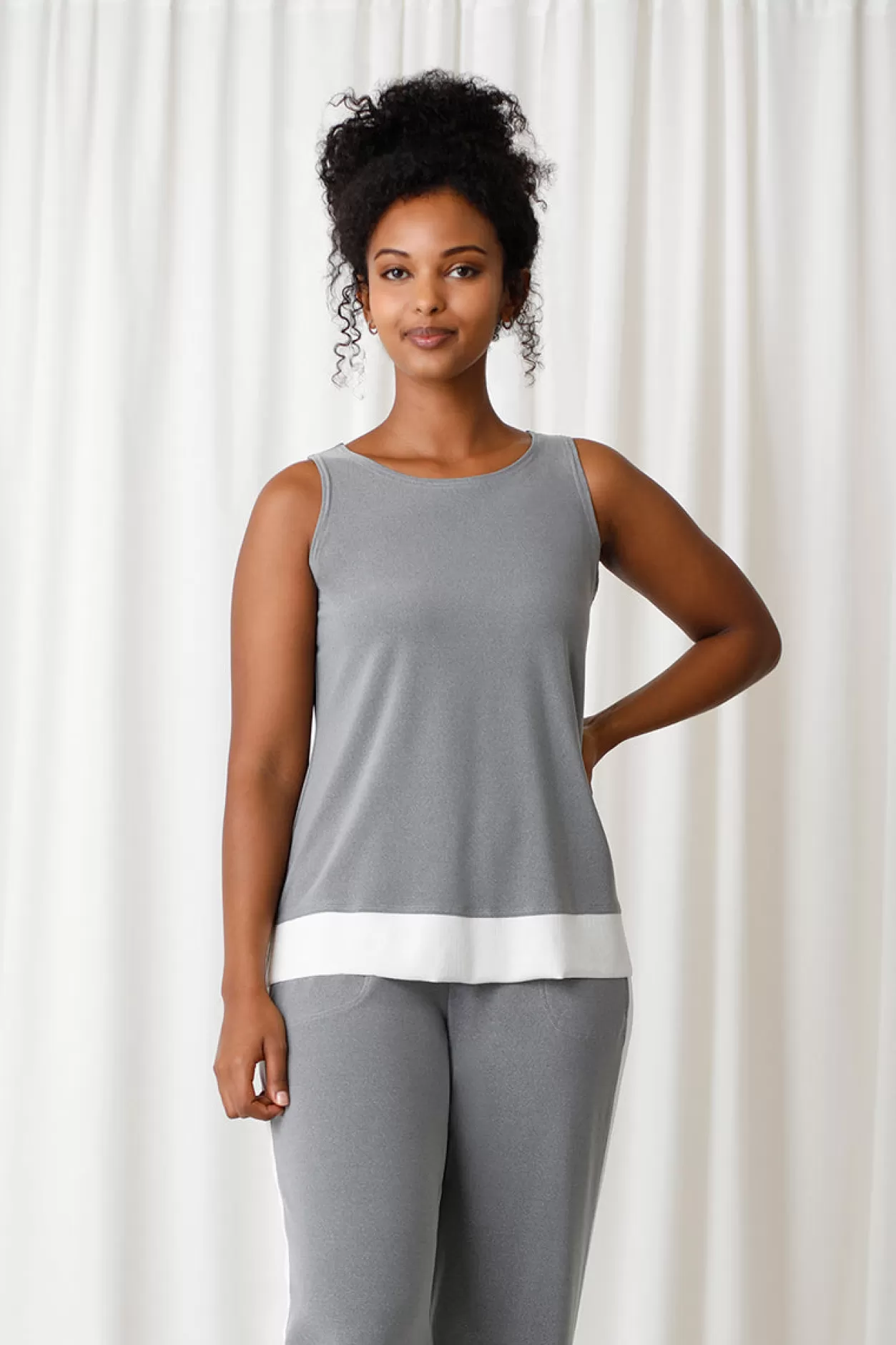 Women Sympli Motion Tank