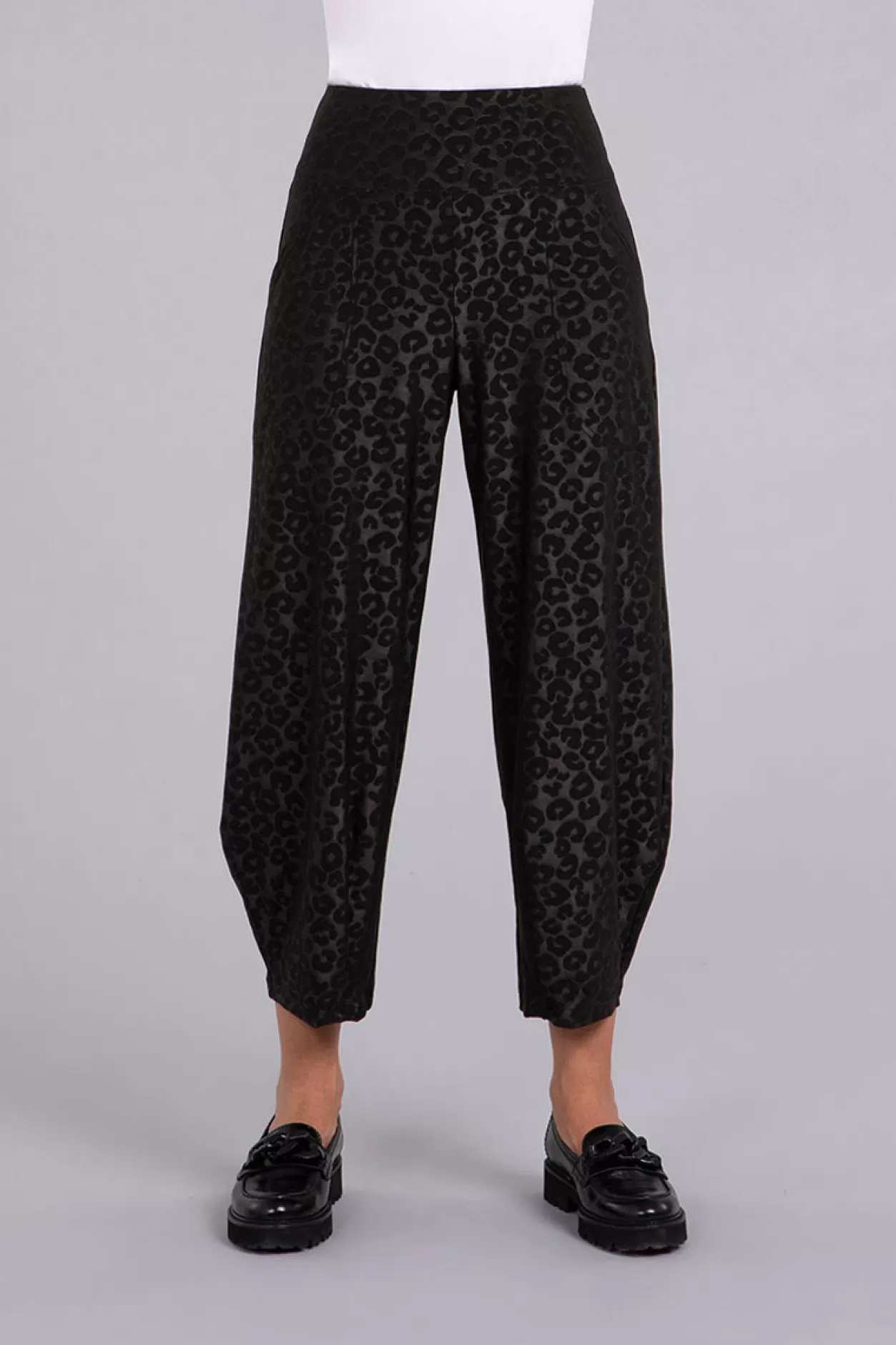 Women Sympli Narrow Lantern Pant