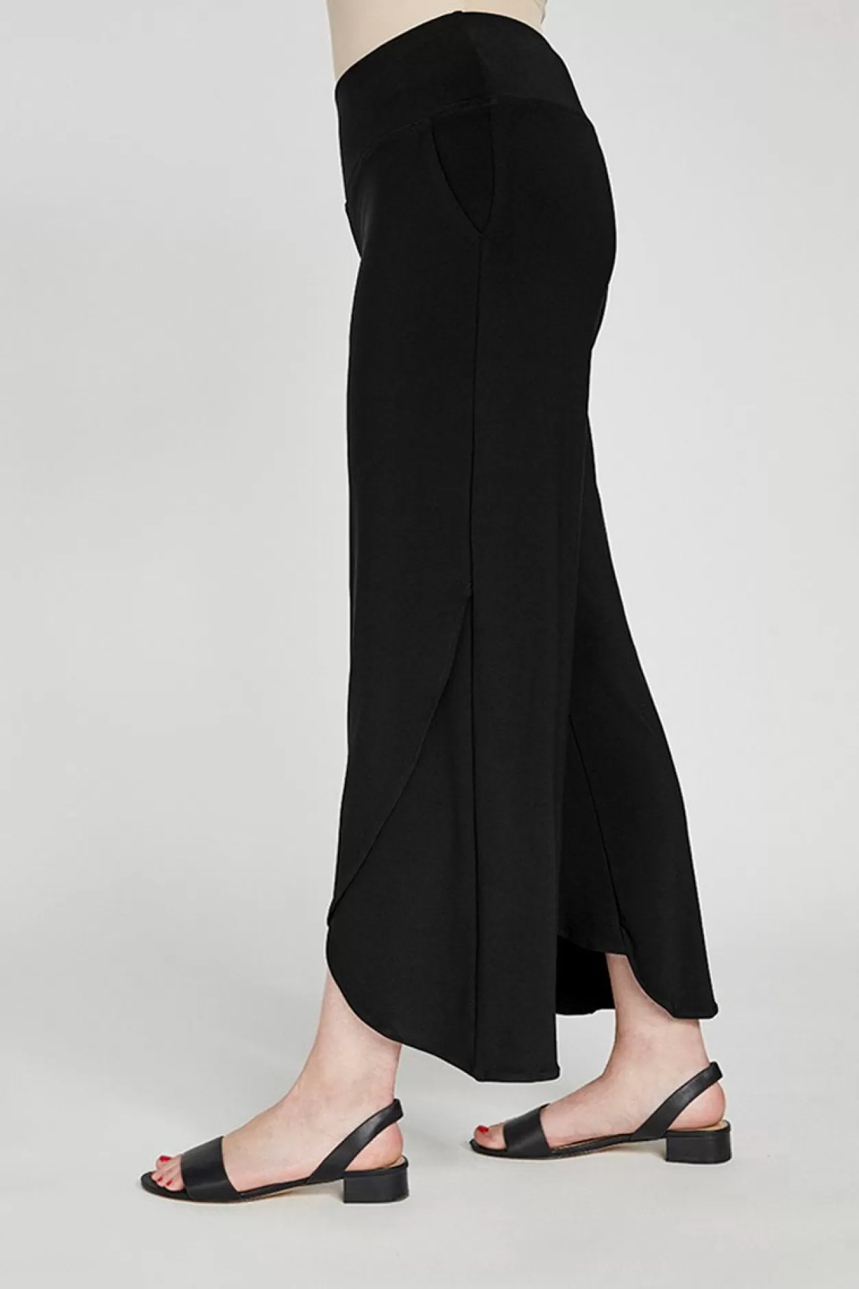 Women Sympli Narrow Rapt Pant