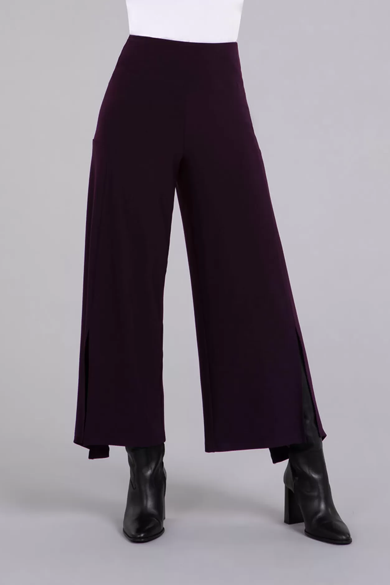 Women Sympli Nu Jolt Pant