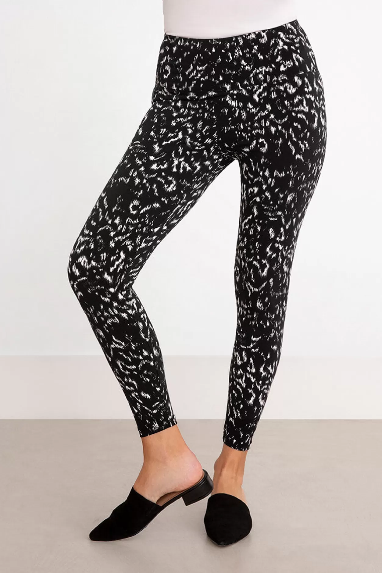 Women Sympli Nu Yoke Legging