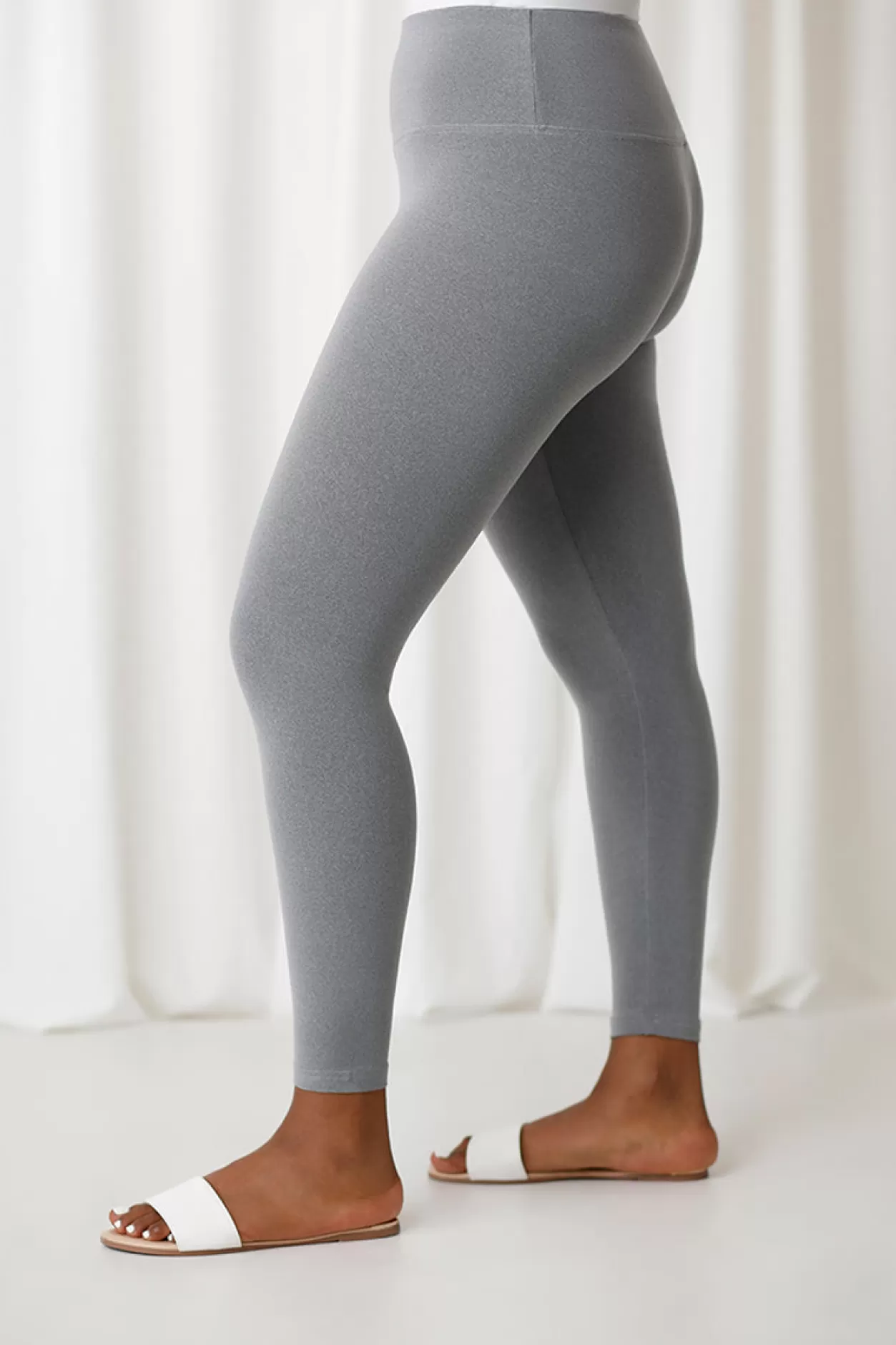 Women Sympli Nu Yoke Legging