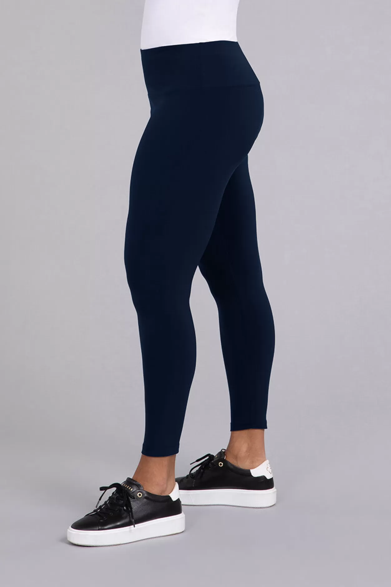 Women Sympli Nu Yoke Legging