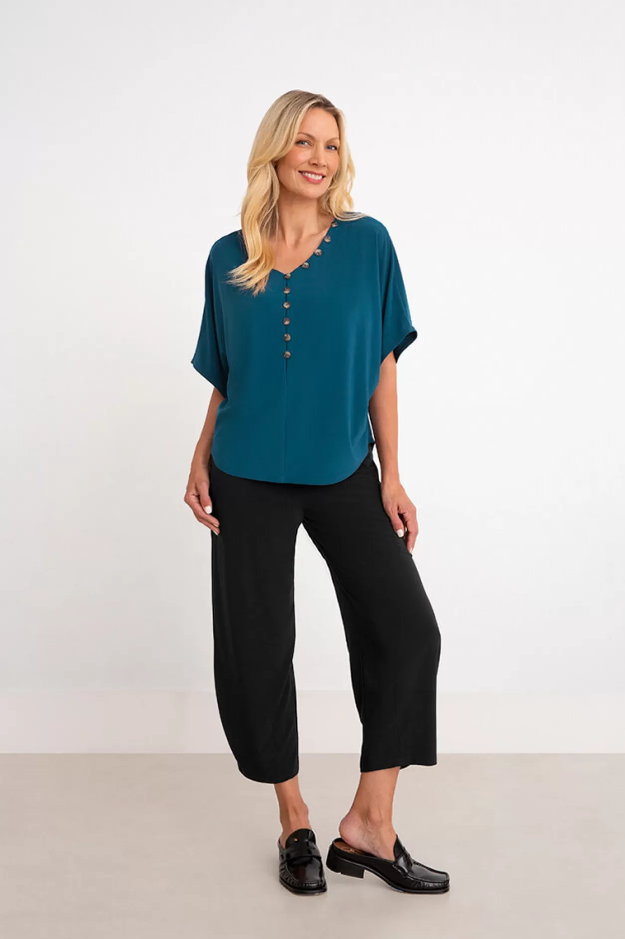 Women Sympli Quest Boxy Top