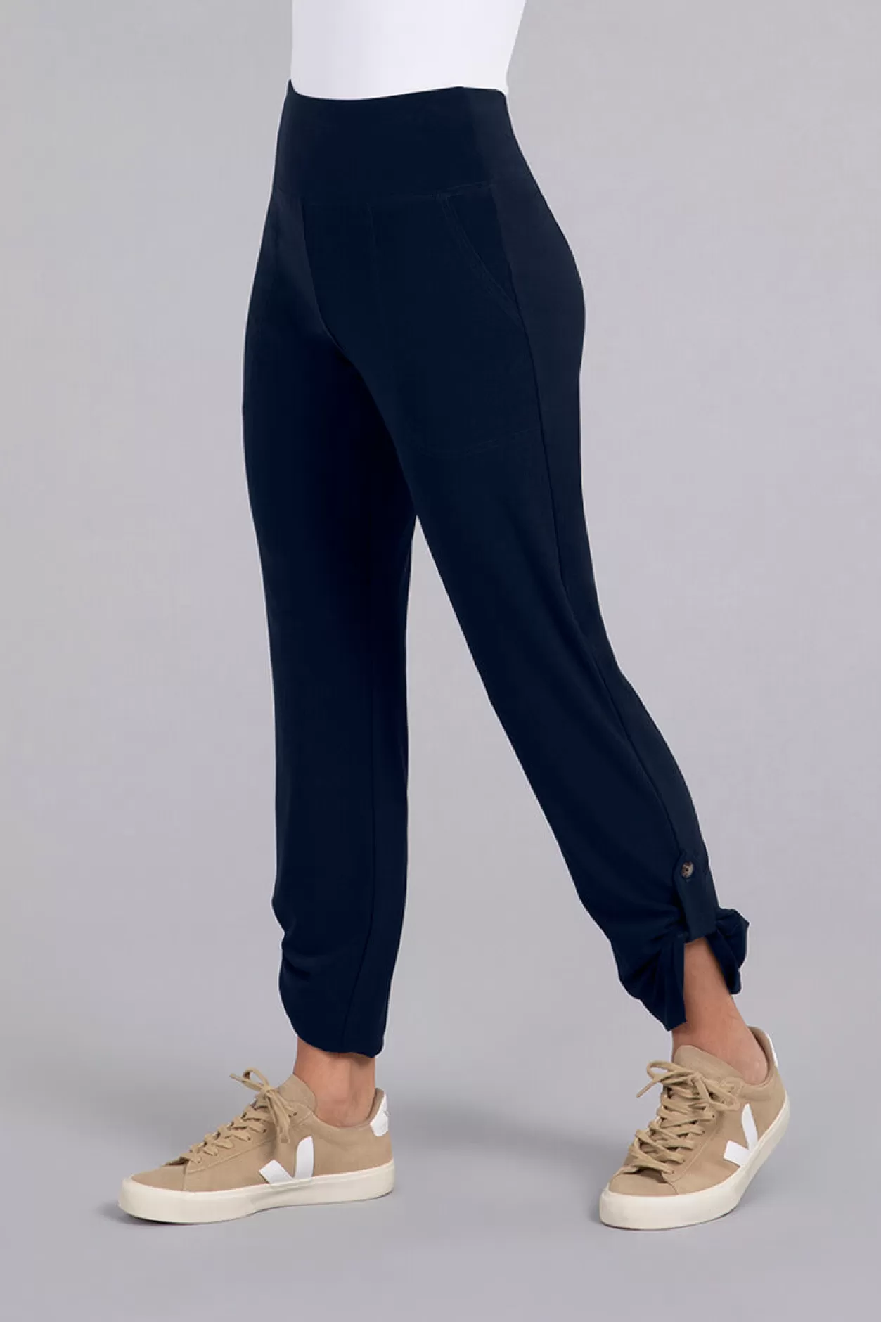 Women Sympli Quest Pant