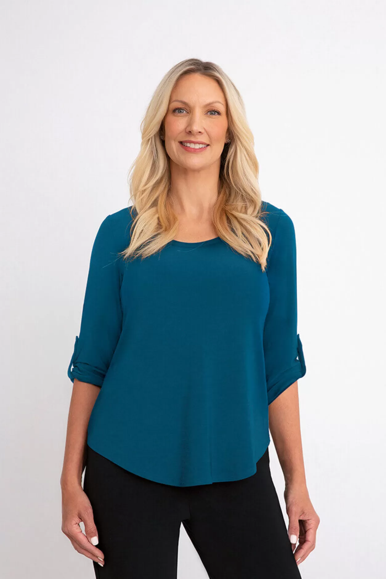 Women Sympli Quest Top