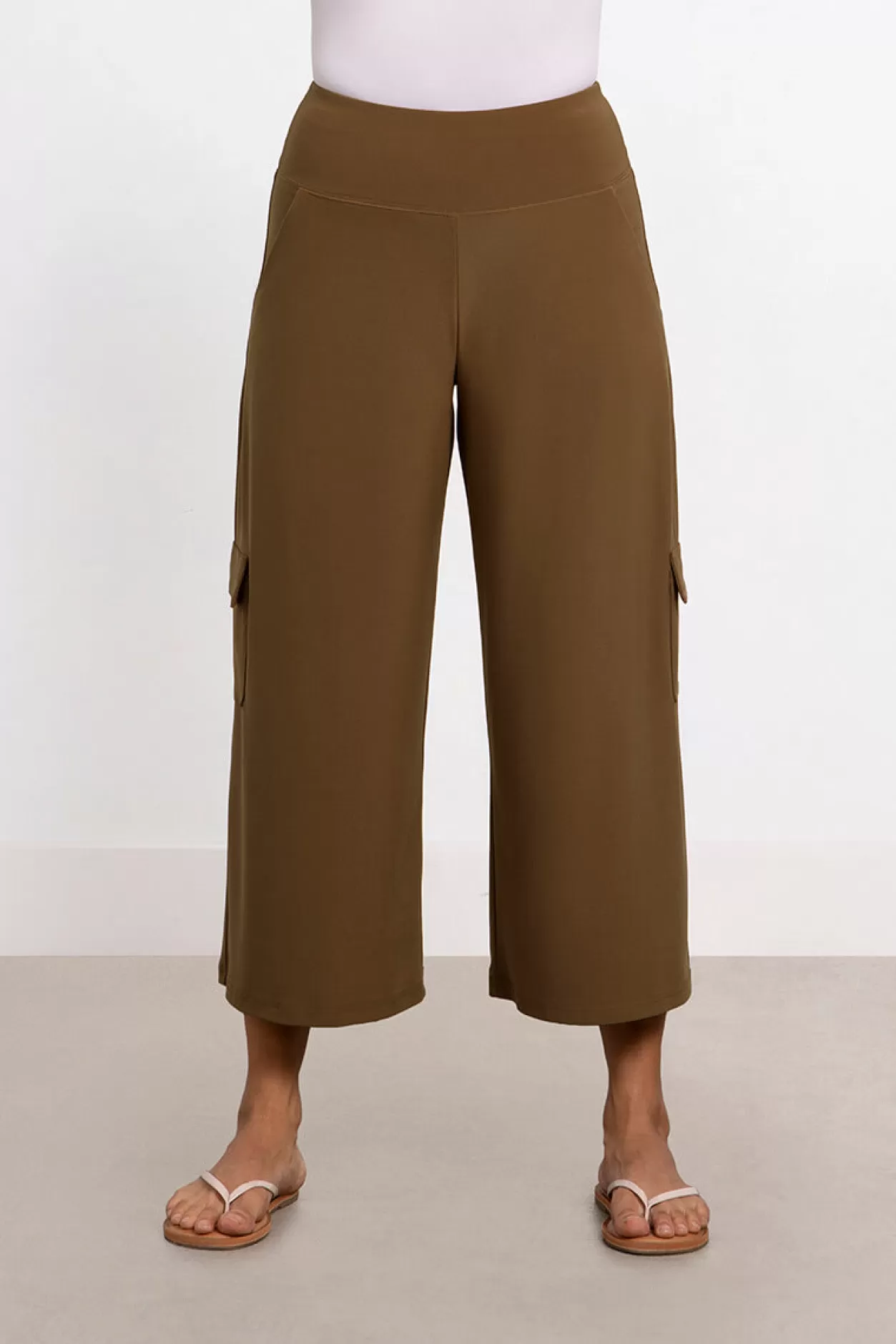 Women Sympli Safari Wide Leg Crop