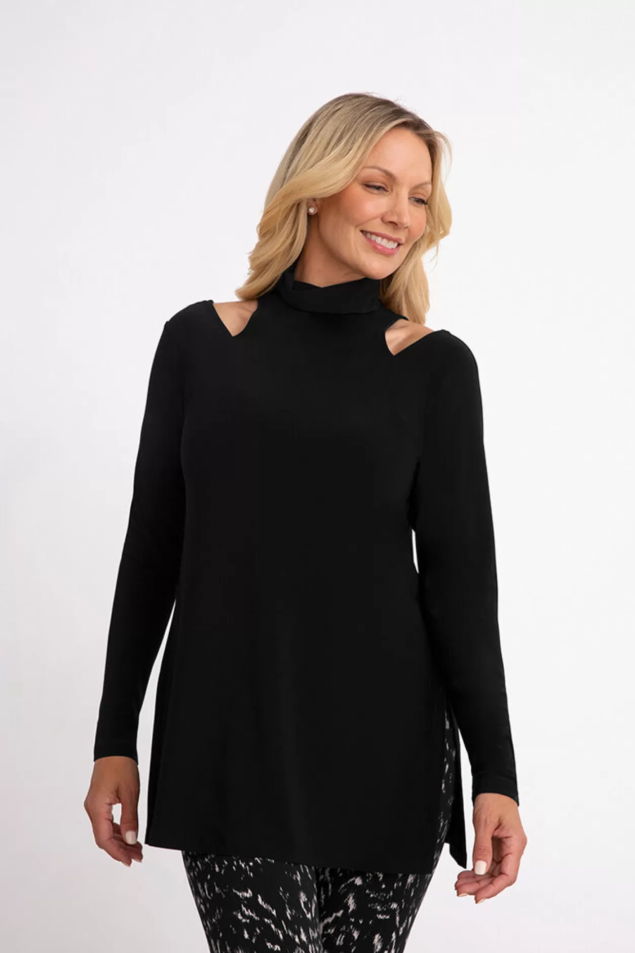 Women Sympli Slice It Tunic