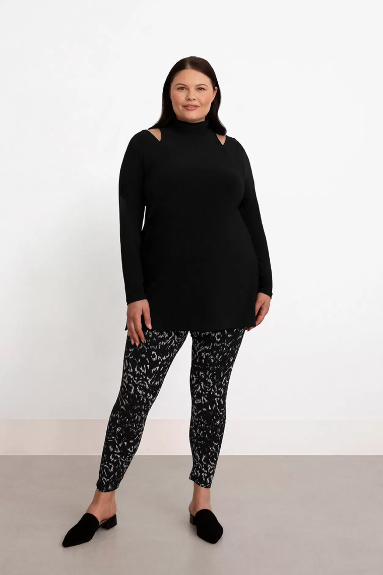 Women Sympli Slice It Tunic Plus