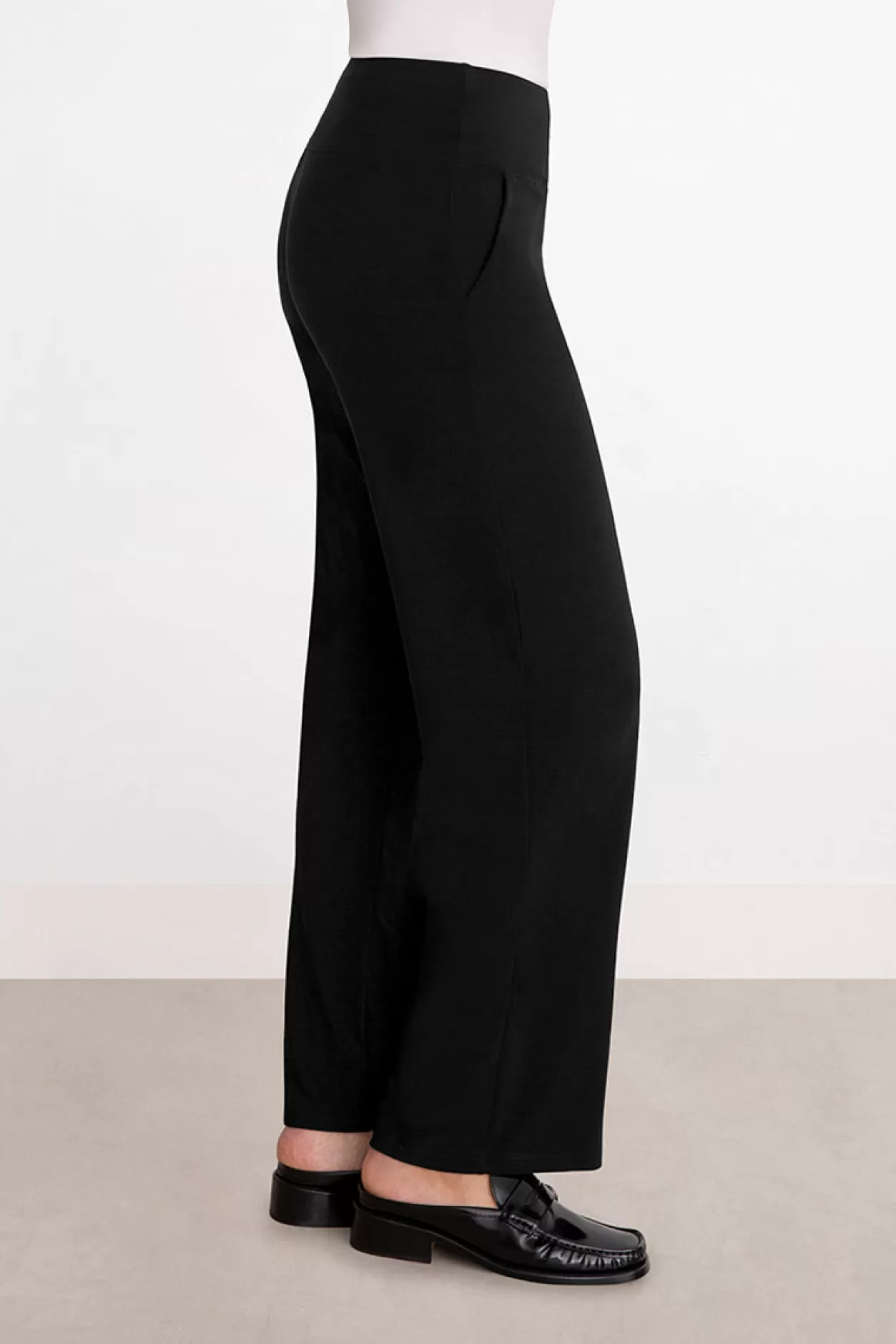 Women Sympli Straight Leg Pant