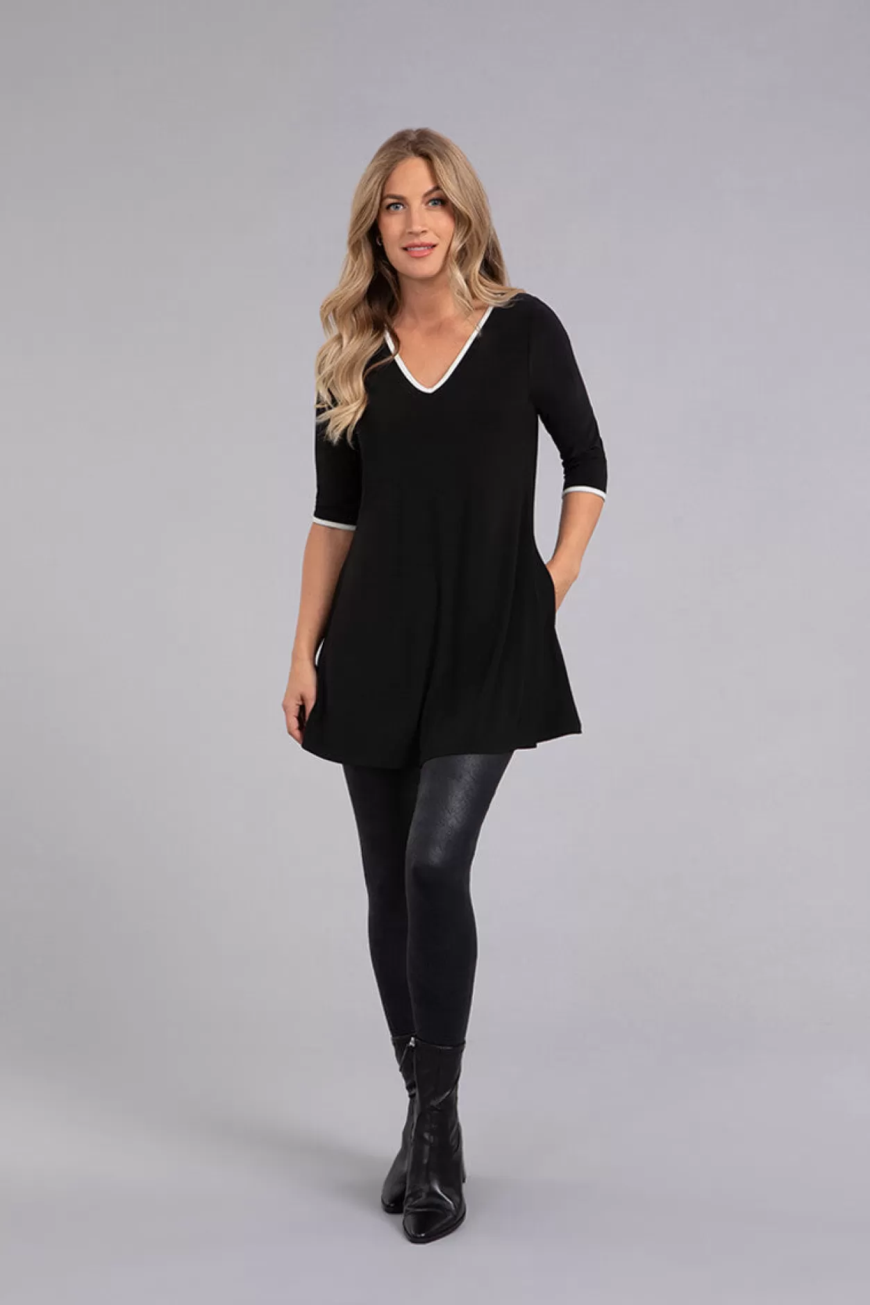 Women Sympli Tipped Reversible Trapeze Tunic