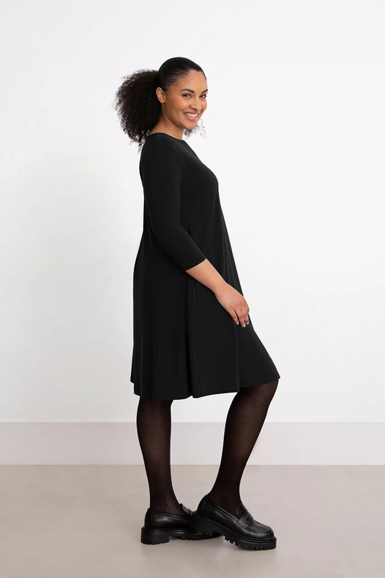 Women Sympli Trapeze Dress 3/4 Sleeve