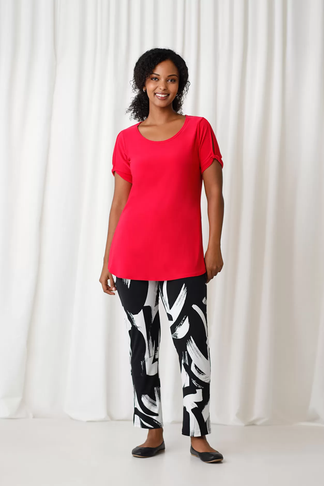 Women Sympli Twist Sleeve Tunic