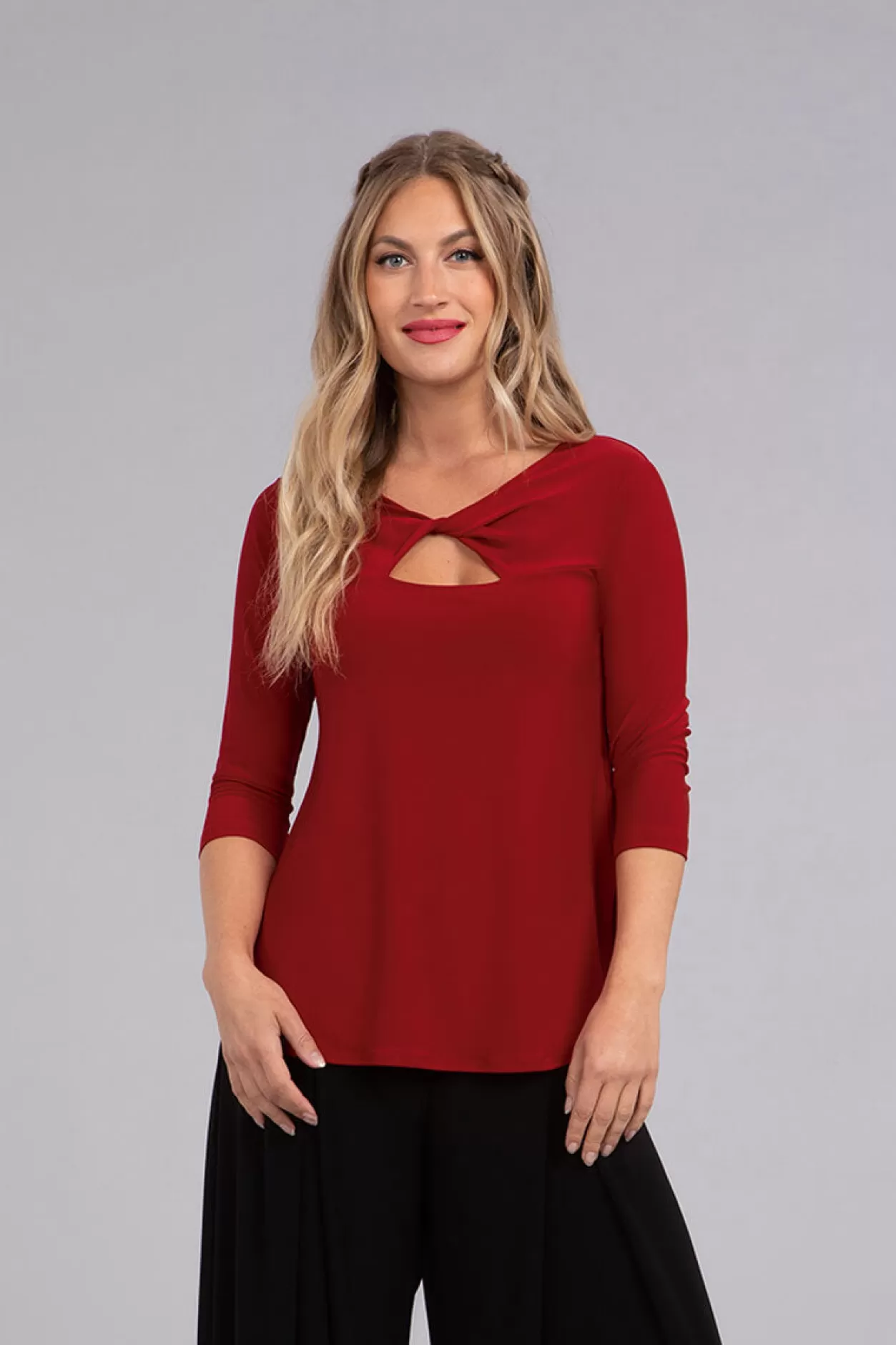 Women Sympli Twist Top