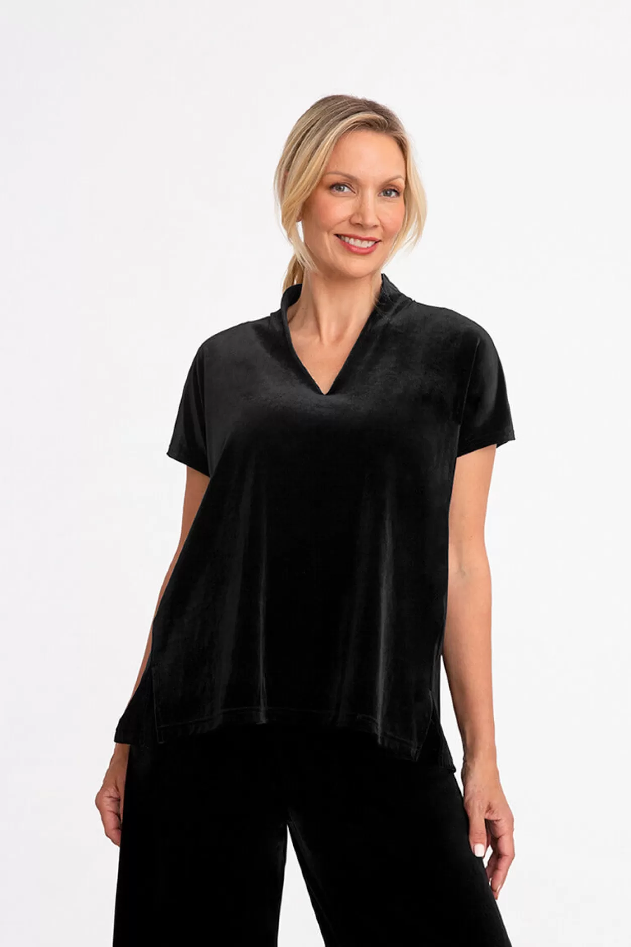 Women Sympli Velvet Deep V Top