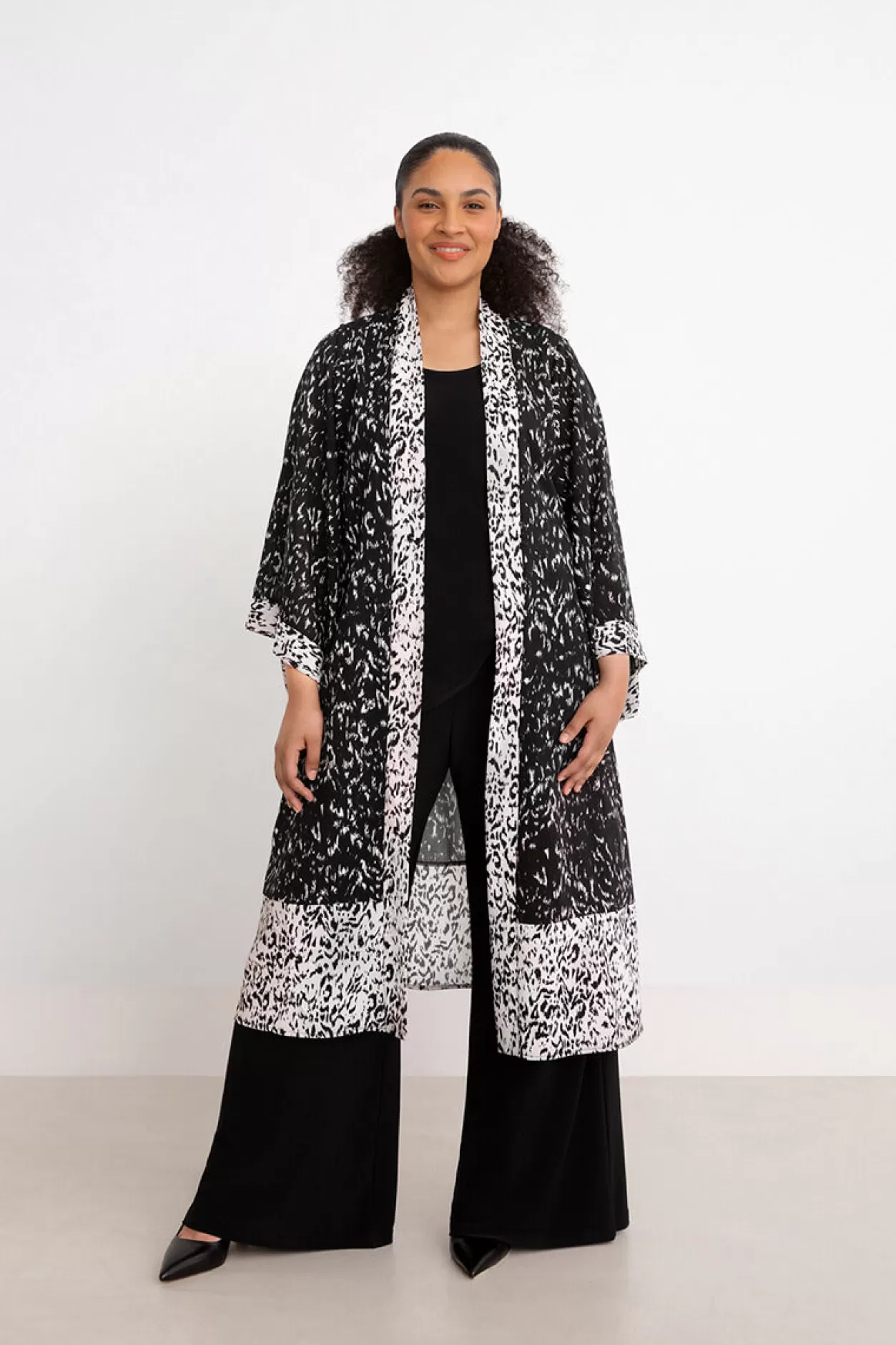 Women Sympli Whisper 2-Tone Kimono