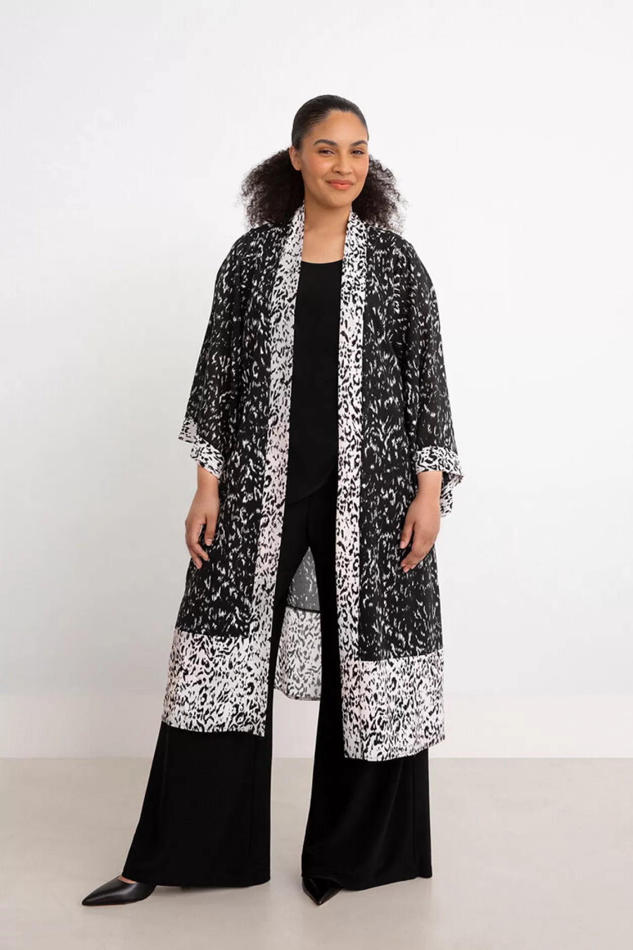 Women Sympli Whisper 2-Tone Kimono