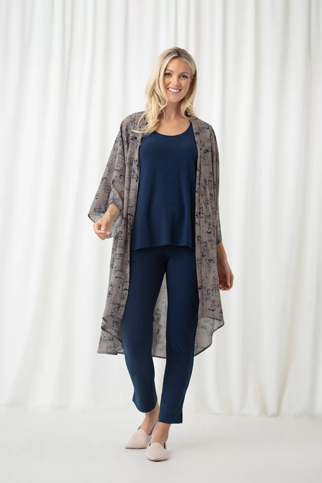 Women Sympli Whisper Kabuki Sleeve Cardigan