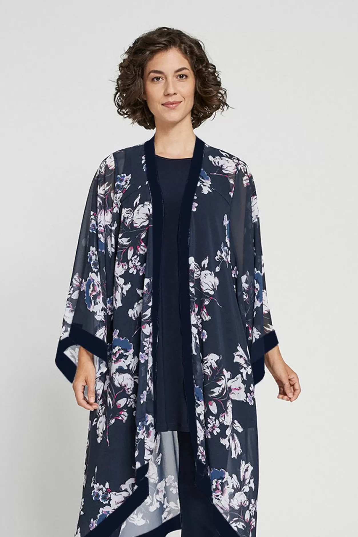 Women Sympli Whisper Long Kimono