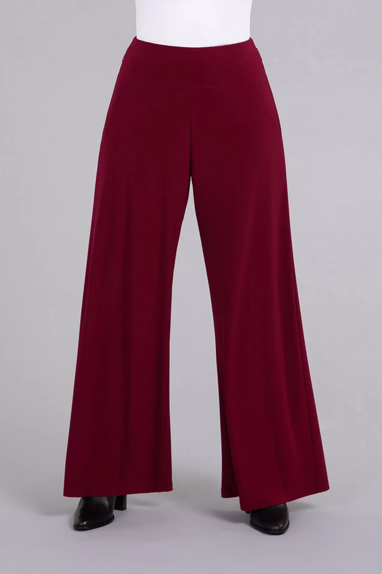 Women Sympli Wide Leg Trouser