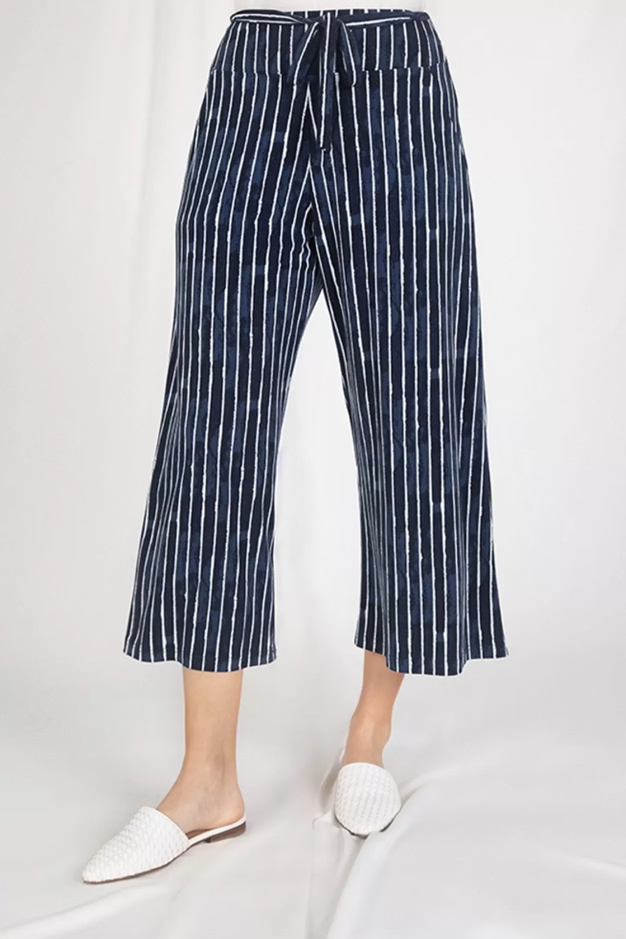 Women Sympli Wide Leg Trouser Crop