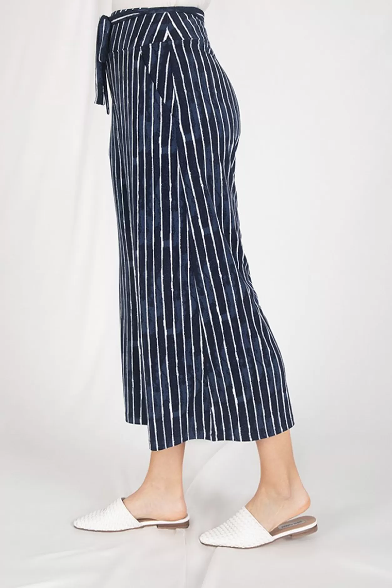 Women Sympli Wide Leg Trouser Crop